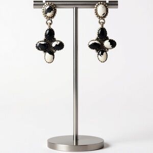 White Buffalo Turquoise Drop Earrings 925 Southwest A BEAUTIFUL STONE